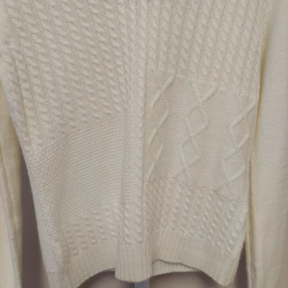 Cream Cable Knit V Neck Sweater Long Sleeve Pullover Women's Nautical‎ Old Money